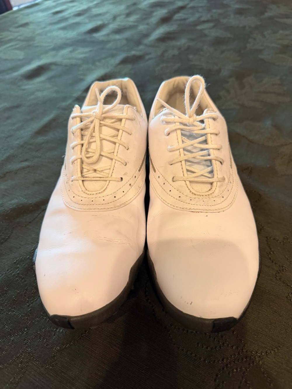 Footjoy Women’s White Leather Lace-Up Golf Shoes. Size 7.5